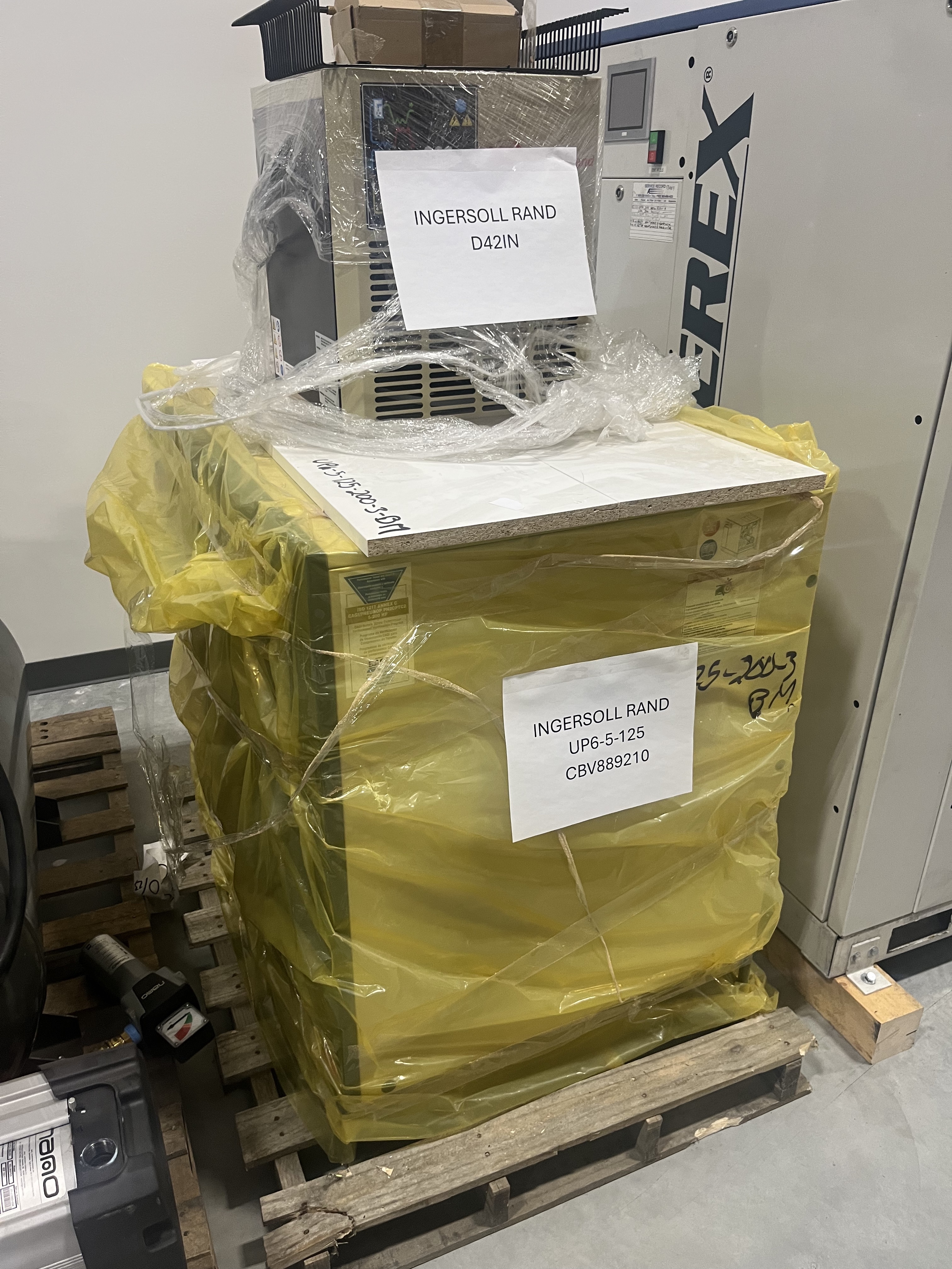 Ingersoll Rand UP6-5-125, 5 HP Rotary Screw Air Compressor